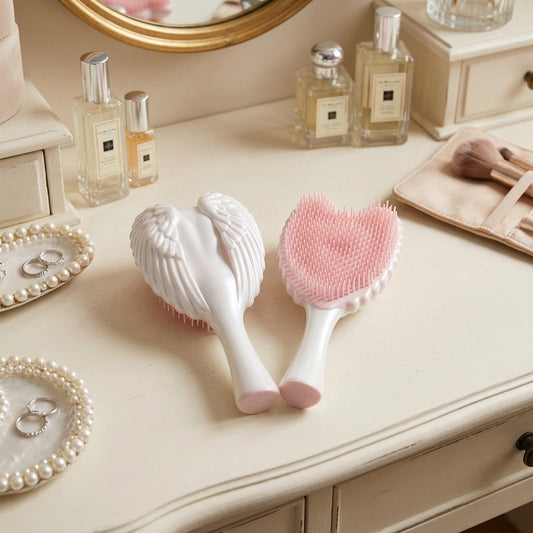 Wing-Shaped Mini  Hairbrush